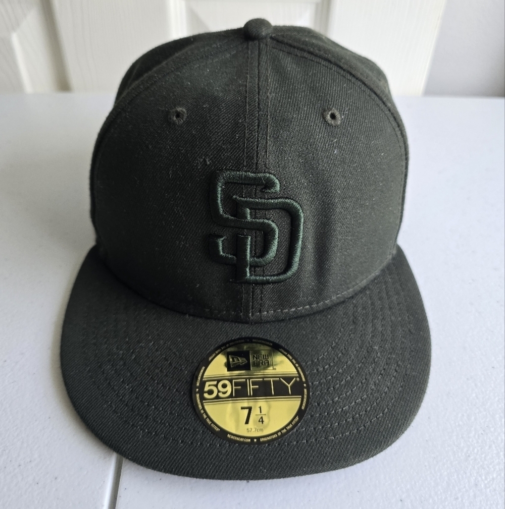 New Era San Diego Padres Hat NEW Black 59FIFTY Fitted Baseball Cap Size 7 1/4